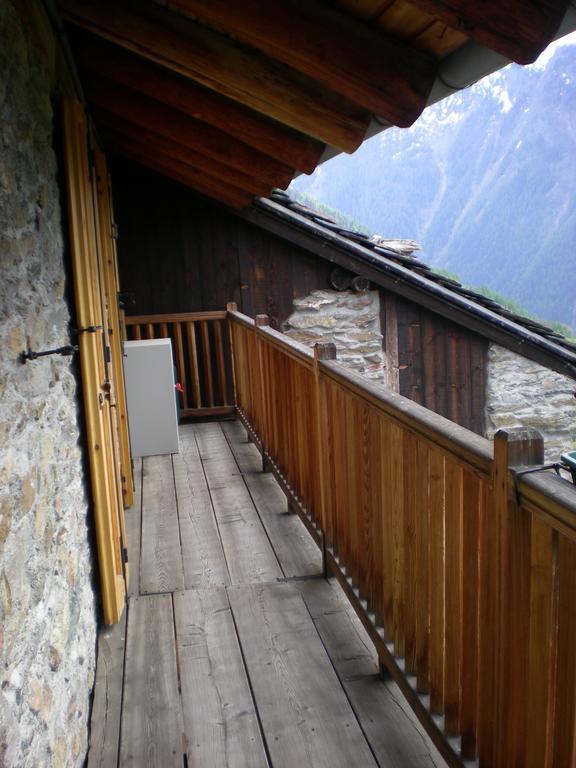 Appartamenti Grivola Ozein Extérieur photo